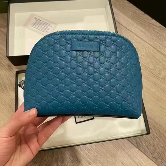 Authentic Gucci Microguccissima GG Cosmetic Case Pouch Deep Cobalt New in Box - Picture 2 of 5